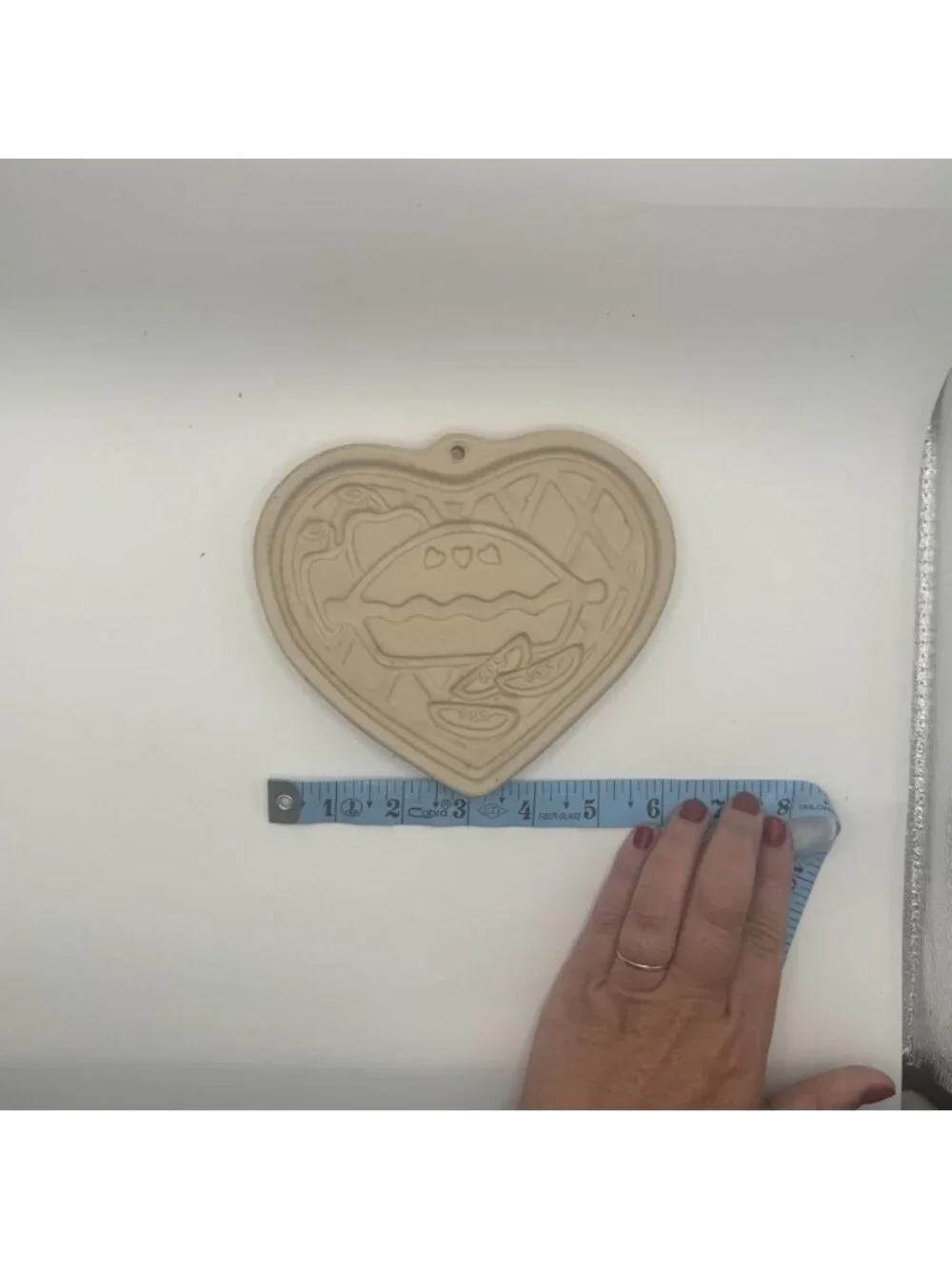 Pampered Chef WELCOME HOME HEART CLAY COOKIE MOLD 1998 PRESS Pie Heart Design